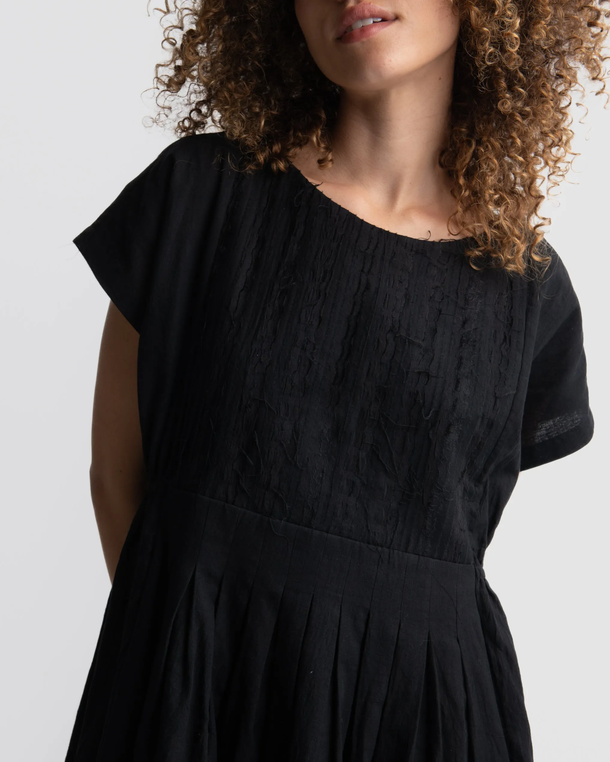 Black relaxed fit short dress