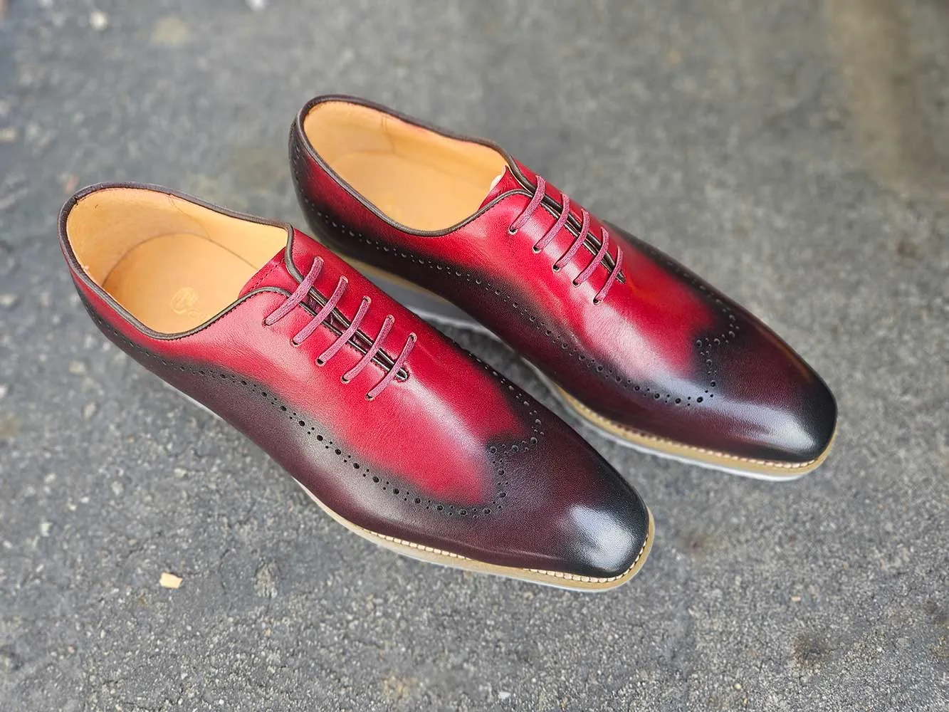 Two Tone Oxford With Lightweight Sole