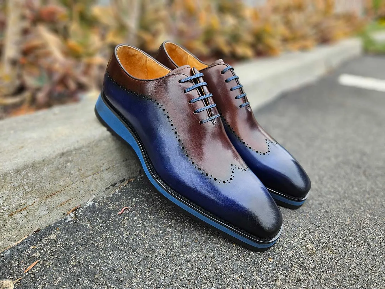 Two Tone Oxford With Lightweight Sole